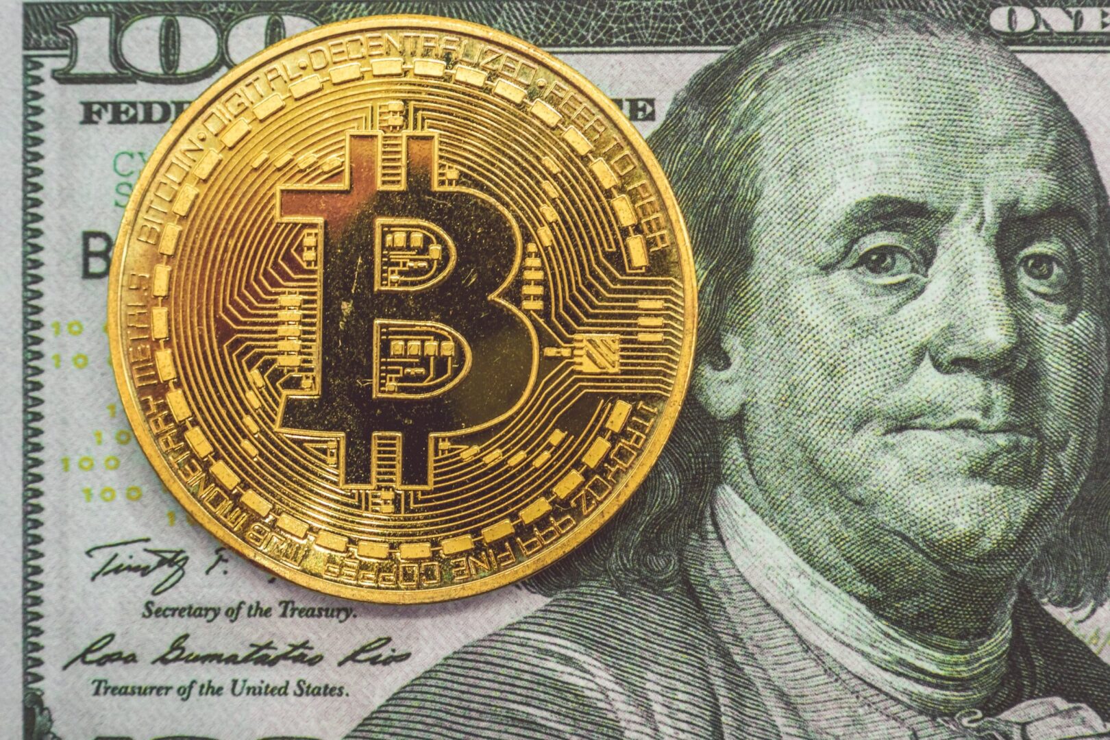 , халыкара инвесторларны һәм талантларны җәлеп итү.