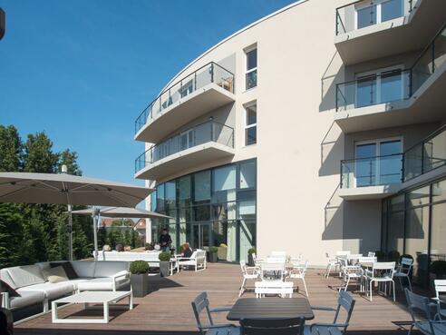 découvrez l'inauguration de la nouvelle résidence pour seniors à pont-audemer, un lieu moderne et convivial dédié au bien-être des personnes âgées.