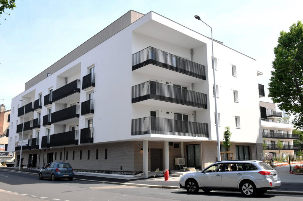 découvrez la nouvelle résidence seniors moderne à villebourbon, offrant confort, sécurité et services adaptés pour une vie paisible et agréable.