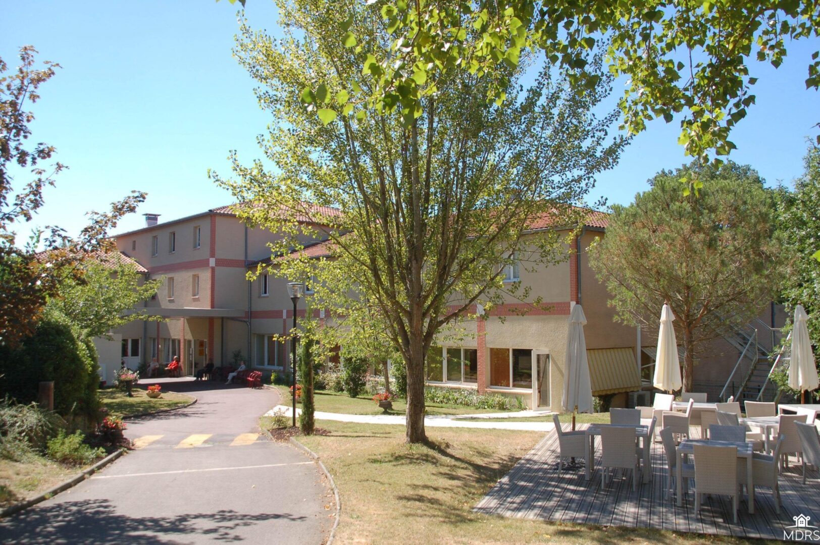 découvrez les avancées de la résidence senior à saint-gaudens, bientôt en phase finale pour offrir un cadre de vie confortable et sécurisé aux aînés.