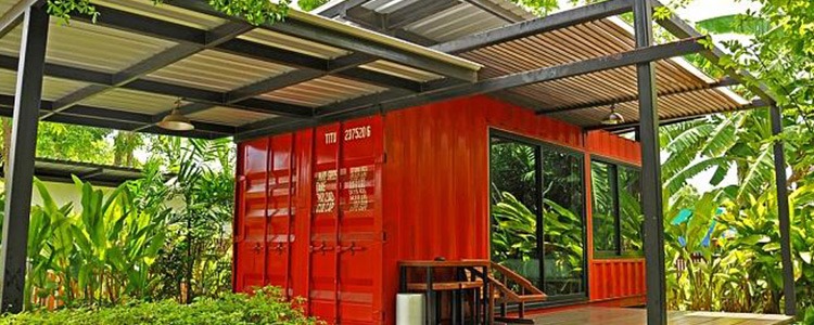 découvrez comment transformer un container en une maison confortable alliant modernité, durabilité et design personnalisé pour un habitat unique.