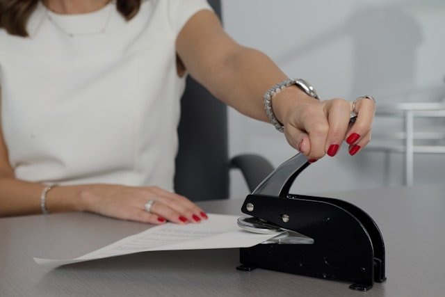 découvrez les dernières offres d'emploi et bourses dans le secteur du notariat. trouvez des opportunités professionnelles et des aides financières pour votre carrière notariale.