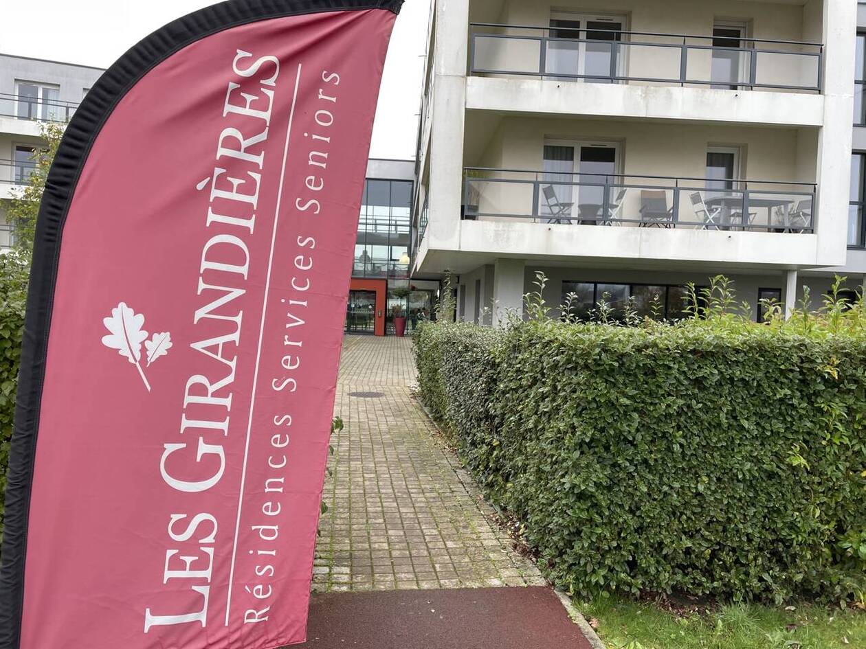 célébrez avec nous l'inauguration de la résidence seniors stella les roses, un lieu convivial et sécurisé dédié au bien-être des personnes âgées.