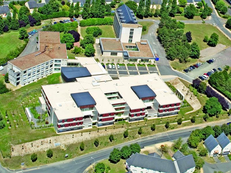 découvrez les recours possibles pour les opposants à la résidence seniors de chinon et faites valoir vos droits efficacement.