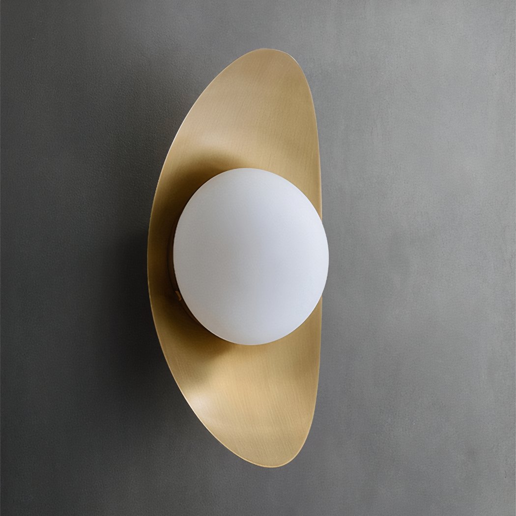découvrez notre applique murale en cuivre élégante, alliant design raffiné et qualité pour sublimer votre intérieur avec une touche chaleureuse et sophistiquée.