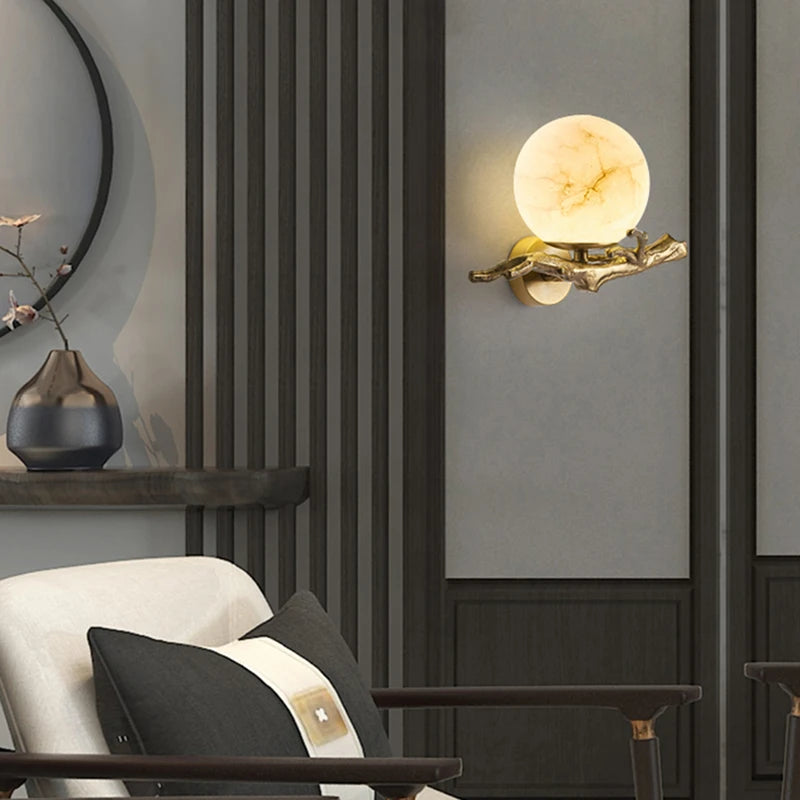 découvrez notre applique murale en cuivre élégante, alliant design raffiné et matériaux de qualité pour sublimer votre intérieur avec une touche chaleureuse et sophistiquée.