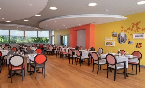 découvrez l'inauguration de la résidence senior domitys à moulins, un lieu conçu pour le bien-être et le confort des aînés, alliant services de qualité et cadre agréable.