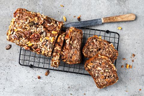 découvrez les bienfaits du pain protéiné et explorez des recettes simples pour intégrer ce pain nutritif dans votre alimentation quotidienne.