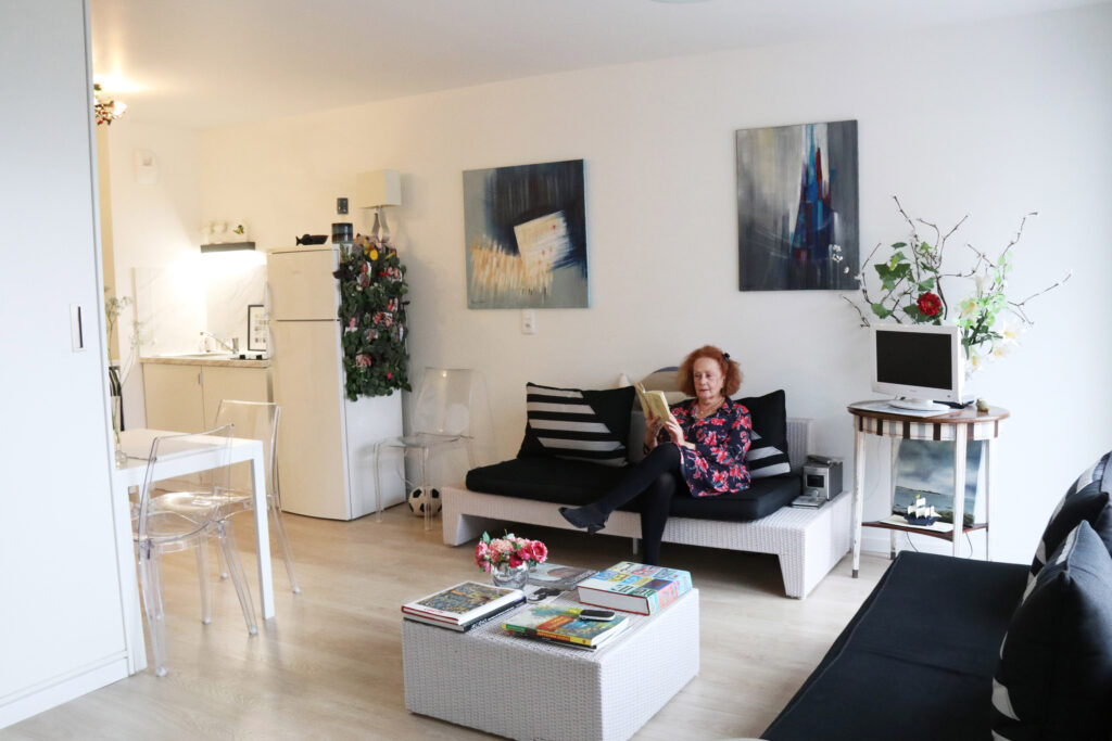 découvrez comment la métropole de lyon relève un double défi avec la création de deux résidences seniors innovantes, alliant confort et services adaptés pour un bien-être optimal.