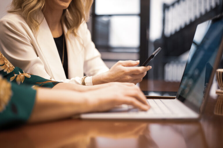 Coaching de carrière : retrouver un cap professionnel sans s&rsquo;épuiser